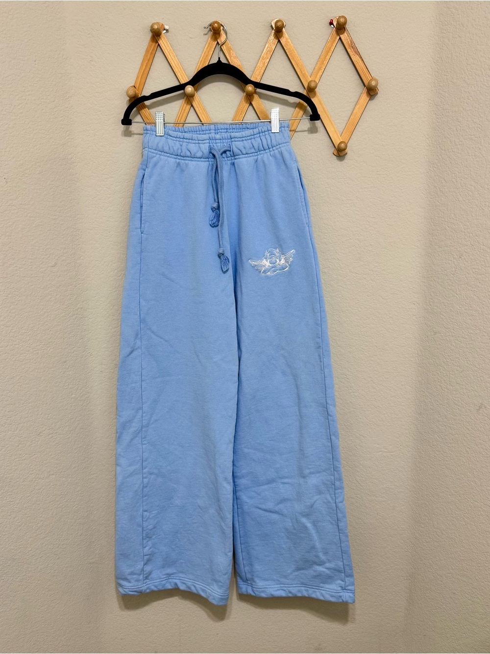 Boys Lie Brady Wide Leg High Rise Cotton Sweatpant in Baby Blue Size Small - Picture 2 of 8